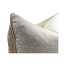 CUSHION-02 zoomed