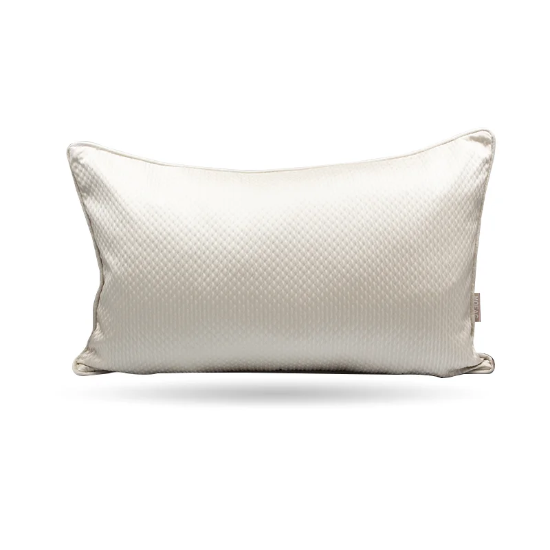 CUSHION-22